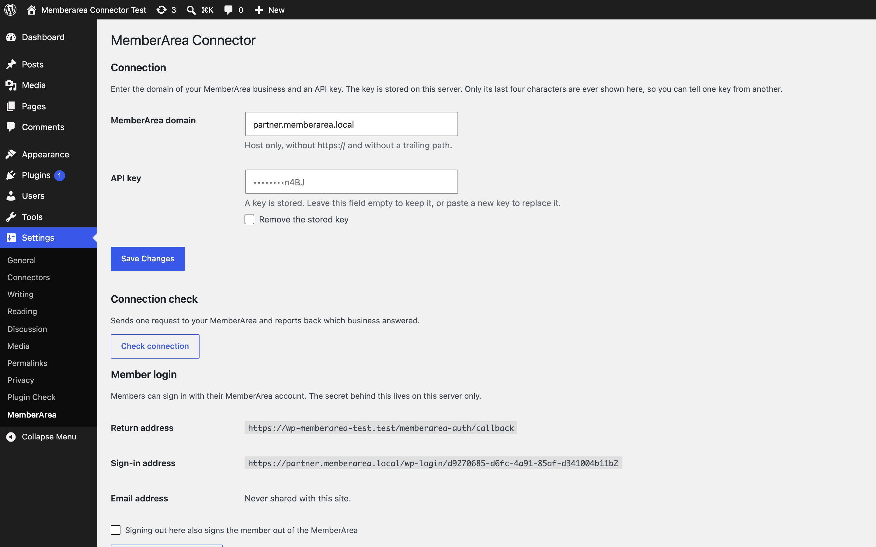The MemberArea Connector settings with the domain and the stored key